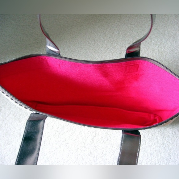 Elizabeth Arden Off White Straw Tote Bag With Metal Tone Detail (Bag Only) New - Picture 2 of 5